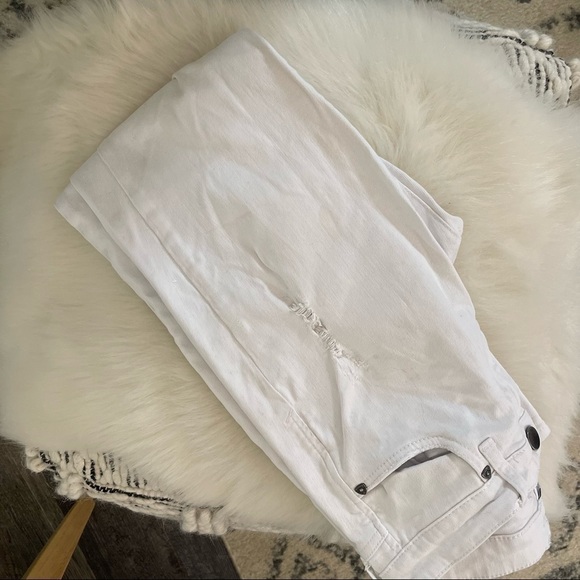 Kut from Kloth white distressed painted Catherine boyfriend jeans size 4 - Picture 4 of 5